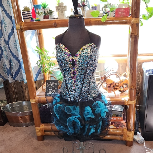 Ryler Matthew Prom Dress - Picture 1 of 10